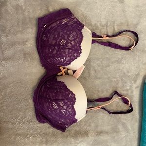 Victoria’s Secret bra